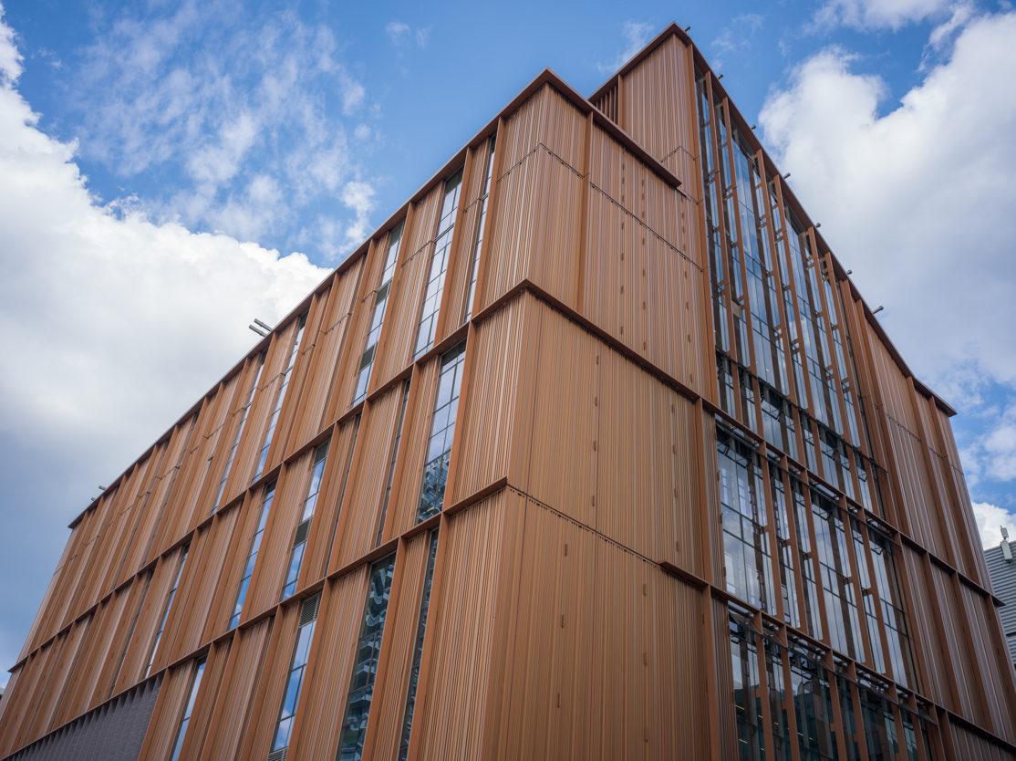 cq5dam.web.1280.1280 (8)